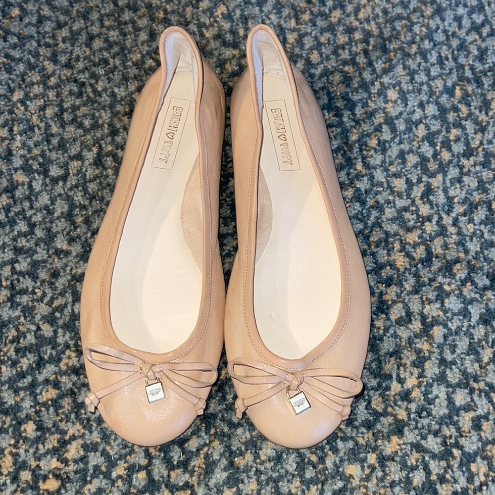 Women’s Coach ballet flats/Size 8.5/ in New Condition